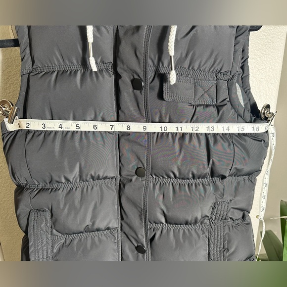 WOMENS WANTDO PUFFER VEST, WITH REMOVABLE HOOD - Picture 4 of 12